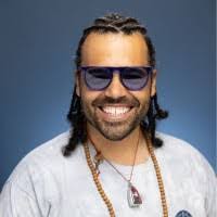 Aaron Hankins's Instagram, Twitter & Facebook