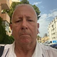 20+ "Neil Hardman" profiles