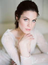 VERITAS EDITORIAL — ANNA BREEDING