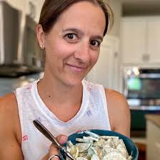 Crunchy, fresh and delicious! Recipe:  https://www.simplefunketo.com/blog/cucumbersalad Recipe: 1 Large Cucumber  1/4 Cup Sour Cream 1.5 tsp Dill 1.5 tsp White Vinegar 1/8 tsp Garlic Powder  1/2 tsp Sweetener Salt and Pepper #cucumbersalad #