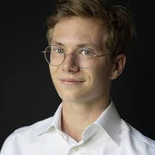 Daniel Jonker's Instagram, Twitter & Facebook