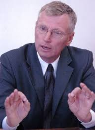 Lahey eyes Laconia Ward 2 seat