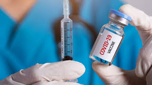 Nita patel, director of antibody discovery and vaccine development, lifts a vial with a potential. Phase 3 Trials Begin For Novavax Vaccine In Us Mexico Industryweek