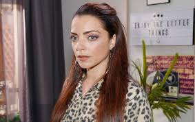 Emily geht auf den altrömischen familiennamen des patriziergeschlechts. Gzsz Anne Menden Muss Pausieren Das Ist Der Grund