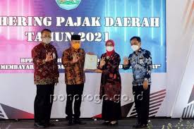 Bpn 2.0 merupakan bantuan tambahan untuk golongan b40 dan m40 termasuk yang bujang. Pemkab Ponorogo Bebaskan Bphtb Untuk Ptsl Dan Denda Pbb P 2 Antara News