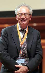 Daniele del giudice is an italian author and lecturer. Geiskwjg4eiuum