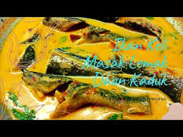 Ikan keli setelah dibersihkan dengan asam dan limau. Resepi Gulai Ikan Daun Kaduk Bahanresepi Hestiro Com