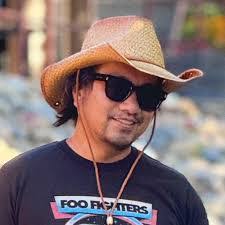 Jade Villareal's Instagram, Twitter & Facebook