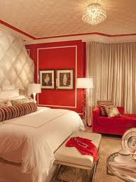Hollywood Glamour Regency Style Red Bedroom Floor To Ceiling Tufted Headboard Love This Glamourous Bedroom Bedroom Red Eclectic Bedroom