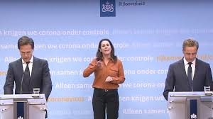 Potkaars was er bij en zond het live uit via youtube. Kijk Vanavond Naar Persconferentie De Reunie