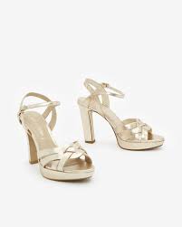 Trouvez des chaussures pour femmes à la mode et tendance sur milanoo. Chaussures Mariage Escarpins Sandales San Marina