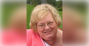 Sue Whipple's Instagram, Twitter & Facebook