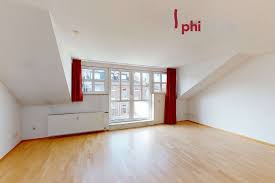 This exceptional penthouse apartment with conservatory + terrace is located in the heart of eschweiler, super central, a few steps to the euregio. Phi Aachen Helle Moderne Und Gut Geschnittene 3 Zimmer Wohnung Mit Fernblick Uber Eschweiler Immobilienmakler Aachen Immobilien Kaufen Haus Verkaufen