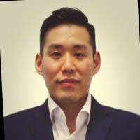 Benjamin Syring's Instagram, Twitter & Facebook