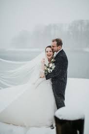 Hochzeitslocation Am Tegernsee Das Bootshaus In 2020 Wedding Winter Hochzeitslocation Hochzeit Am See