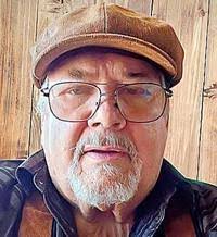 Dennis Kohl's Instagram, Twitter & Facebook