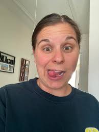 Is this a wake or a celebration? You speak of “our great loss “ as you  uncork the bubbly with a grin. This is sham pain.