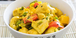 Blitzschnelles Low Carb Hahnchen Curry Rezept Hahnchen Curry Kalorienarmes Essen Hahnchen Curry Rezept