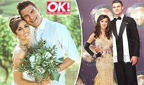 The professional dancer, 37, and her partner, 31, appeared on wednesday's loose women, where she admitted to having concerns over losing half. Strictly 2017 Janette Manrara And Aljaz Skorjanec Break Silence On Their Three Weddings Celebrity News Showbiz Tv Express Co Uk
