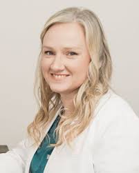 Sarah Camp's Instagram, Twitter & Facebook