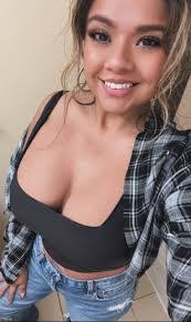 Bianca Espinosa's Instagram, Twitter & Facebook