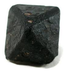O Black Diamond The Gemstone List O Crystals And Gemstones Minerals And Gemstones Stones And Crystals