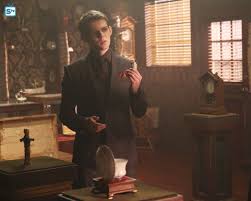 Photos Once Upon A Time Season 5 Promotional Episode Photos Episode 5 12 Souls Of The Departed 12 2 Robbie Kay Peter Pan Peter Pan Robbie Kay