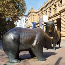 Im sommer 2020 ist die statue karls des großen in frankfurt opfer eines dreisten diebstahls geworden. Bild Bull Bear Frankfurt Zu Borse Frankfurt In Frankfurt Am Main