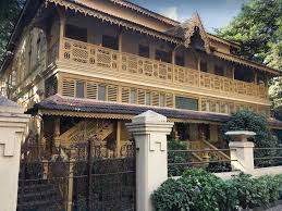 colonial-era bungalow in Bandra ...