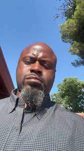 Talk to me I talk back #ttmitb #talktomeitalkback #keepgoing #helpsome...