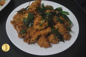 Ketepikan ayam ini dalam bekas lain. Patyskitchen Nestum Butter Chicken