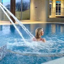 Hilltop w/ pool & hot tub on 19 ac. Manor House Leisure Home Facebook