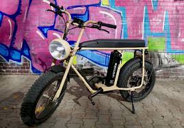 Pin Auf Uni Moke