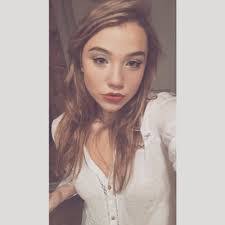 Tessa Hatfield's Instagram, Twitter & Facebook