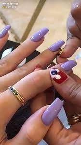 Additionally, it appears that she's still digging her natural. Kylie Jenner Long Square Acrylic Nails Nail And Manicure Trends