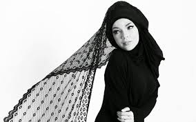 Rambut anda semakin nipis dan gugur? Tips Kecantikan L Cara Penjagaan Rambut Dari Gugur Iuzira