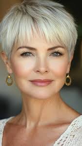 Lorraine Buckley's Instagram, Twitter & Facebook