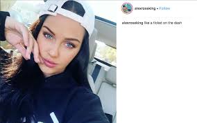 Alexandra King's Instagram, Twitter & Facebook