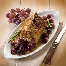 Roti De Cuissot De Biche Aux Raisins Blanc Sauce Grand Veneur Recette Recette Italienne Recette Raisin Roast