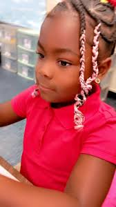 Ms. Royalty 👸🏽.. this princess has character and personality for days.  Her future is bright! First day Kindergarten ✍🏽🥳💆🏽‍♀️💐🥹‼️Mommy would  say job well done🫡🙏🏽