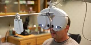 Comprehensive eye exams by local eye doctors. Hamilton Eyecare Center See The Difference