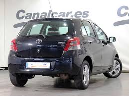 I had a mk2 1.3 as a courtesy car once and it didn't have that characteristic when changing gear. Toyota Yaris 1 3 Vvt I Ts Comfortdrive 101cv