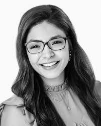 Michelle Tolson's Instagram, Twitter & Facebook