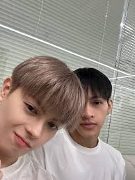 a random fanboy ⚓ (@dashiRon3)