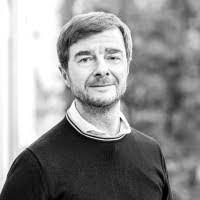 Eric Mewes's Instagram, Twitter & Facebook