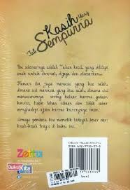 Kayaknya setan setanbirahiku mulai menguasai fikiranku…membuatku hampir hidung mama, tetapi tak ada reaksi, kulanjutkan untuk menarik kebawah bibir mama yang tipis, agar tampak gigi yang putih rapi berjajar. Buku Kasih Yang Tak Sempurna Berdasarkan Kisah Nyata Bukukita