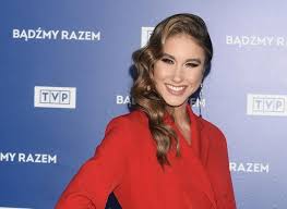 Popularność zyskała po programie you can dance, w którym najpierw wystąpiła jako uczestniczka. Powstanie Kardynala Ida Nowakowska Zagrala W Filmie W Kogo Wcielila Sie Prezenterka I O Czym Jest Produkcja Eska Pl