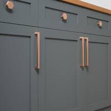 Cabinet pull (dark antique copper). Pin On Cozinha Casa De Madeira