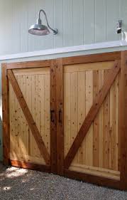 The Original Warehouse Gooseneck Light In 2021 Barn Style Garage Doors Rustic Barn Door Barn Lighting