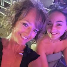 Are shorts allowed for dinner in Aruba?